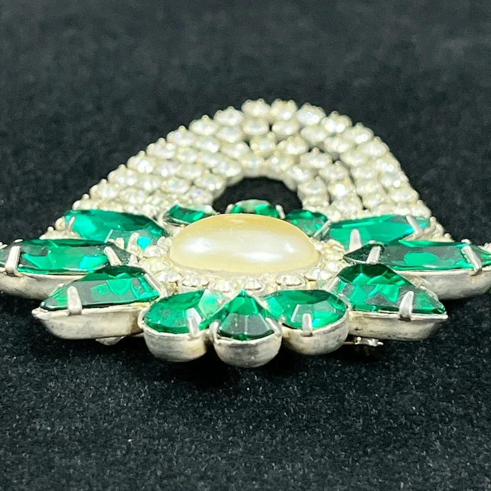 Vintage Green Rhinestone Flower Brooch 4 Strand Swag Drape